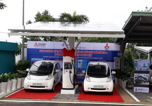 Trạm sạc điện mặt trời