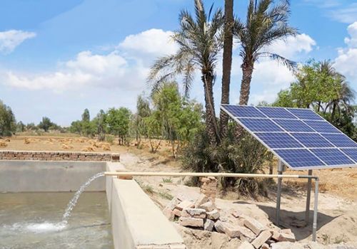 Bơm nước điện mặt trời